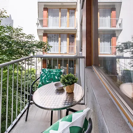 Very - Large - Balcony - Comfy *